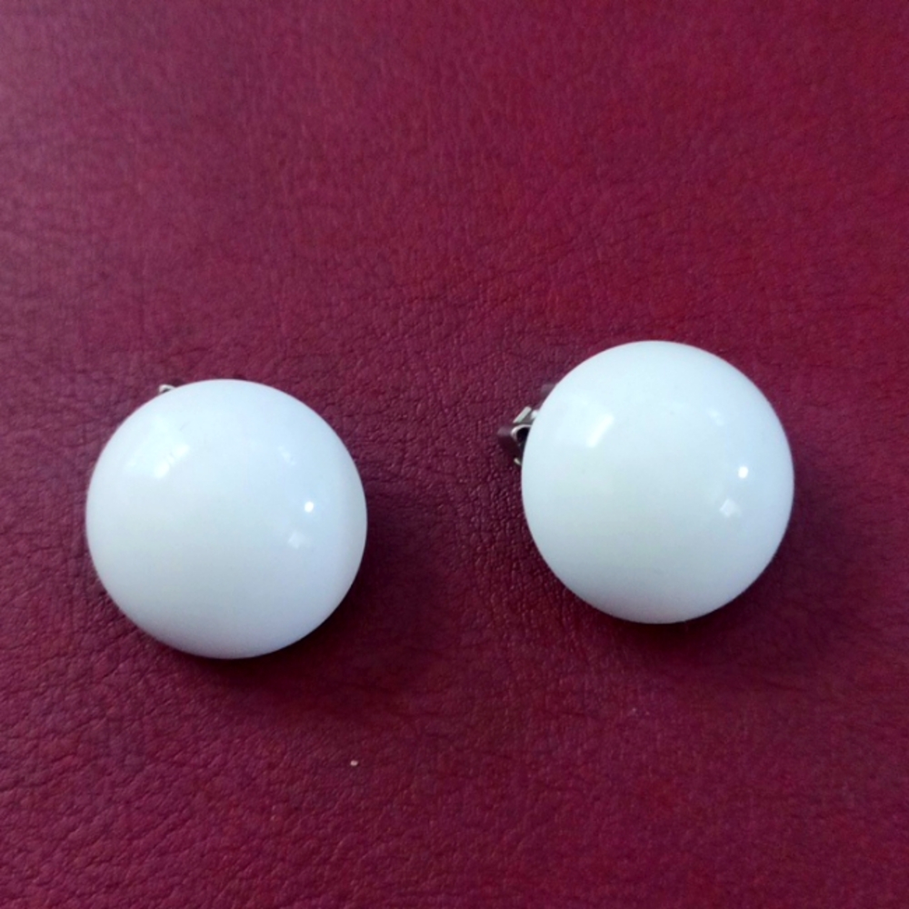 Vintage 1960's Bergére Clip Button Earrings Comfortable
